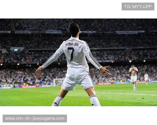 C罗不知疲倦的奔跑：足球场上的永不言败